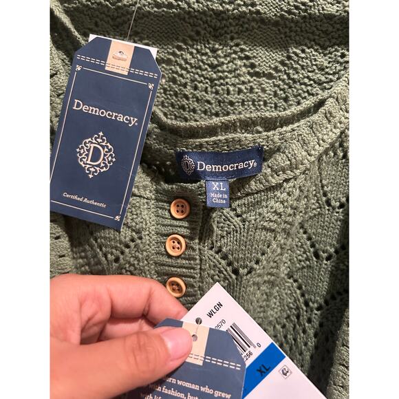 Democracy Tie Front Crochet Tank and Sweater in Green Size XL NWT - Picture 5 of 7